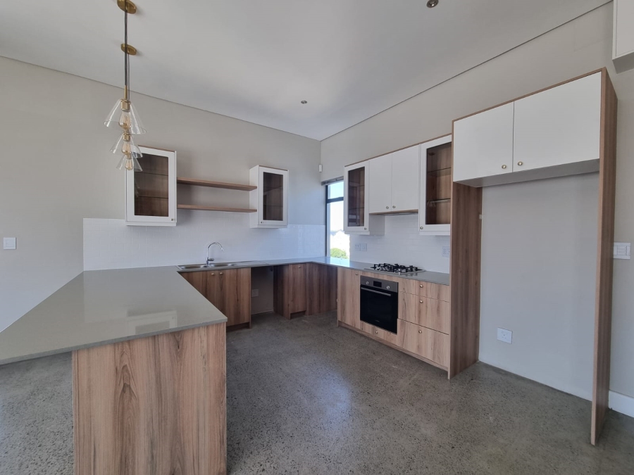 To Let 2 Bedroom Property for Rent in Paardevlei Western Cape